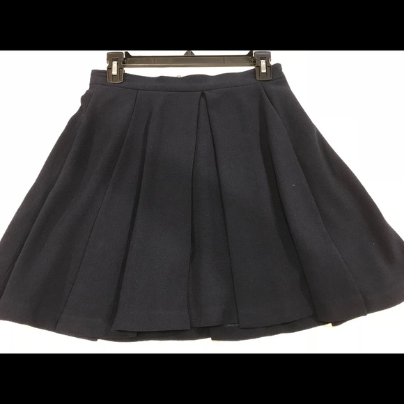 Navy Sam Edelman box pleat skirt - Picture 2 of 3